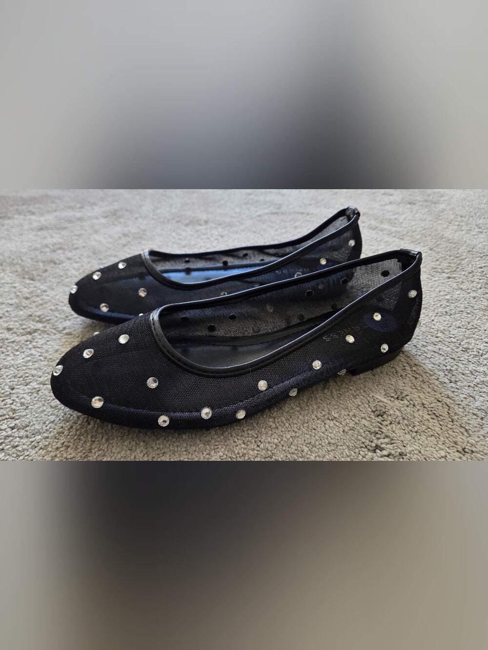 Berness Black Embellished Women's Ballet Flats